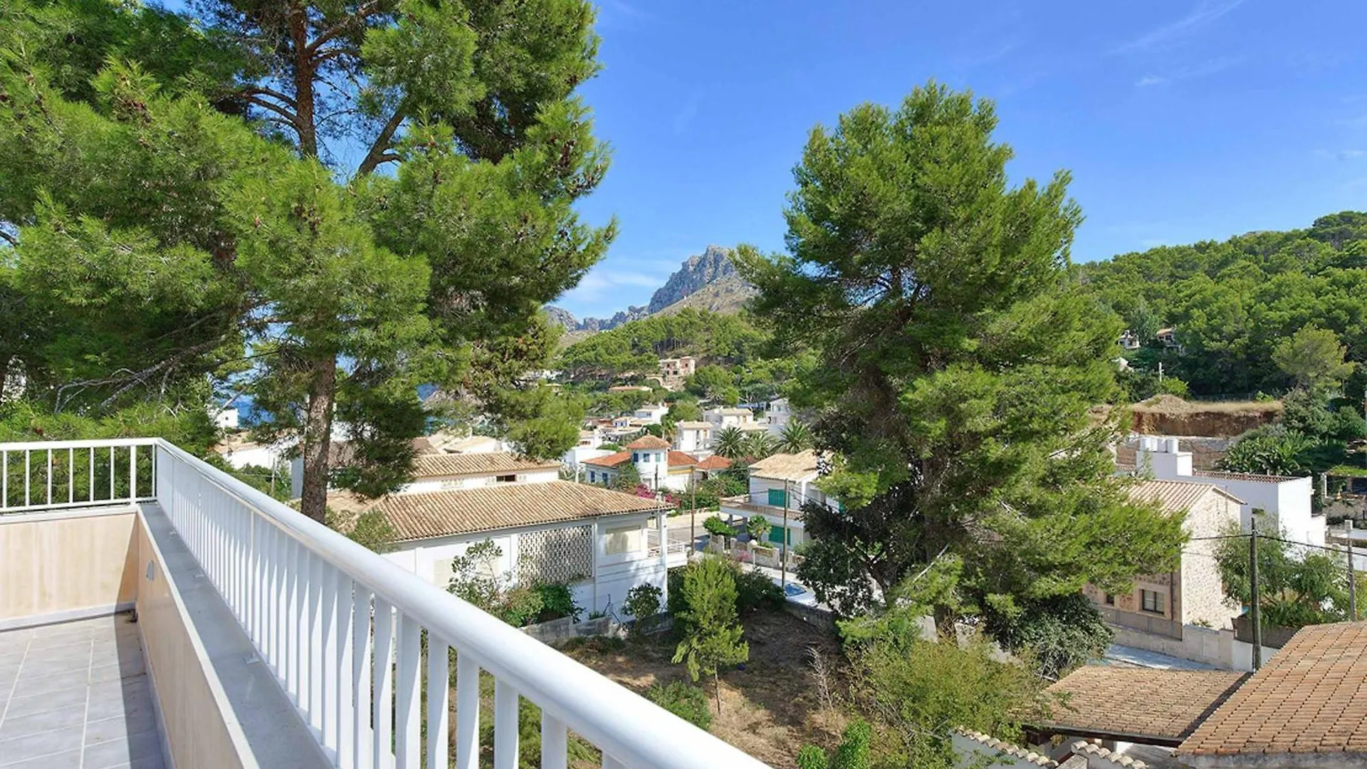 Casa Medina Villa Cala San Vicente  Spain